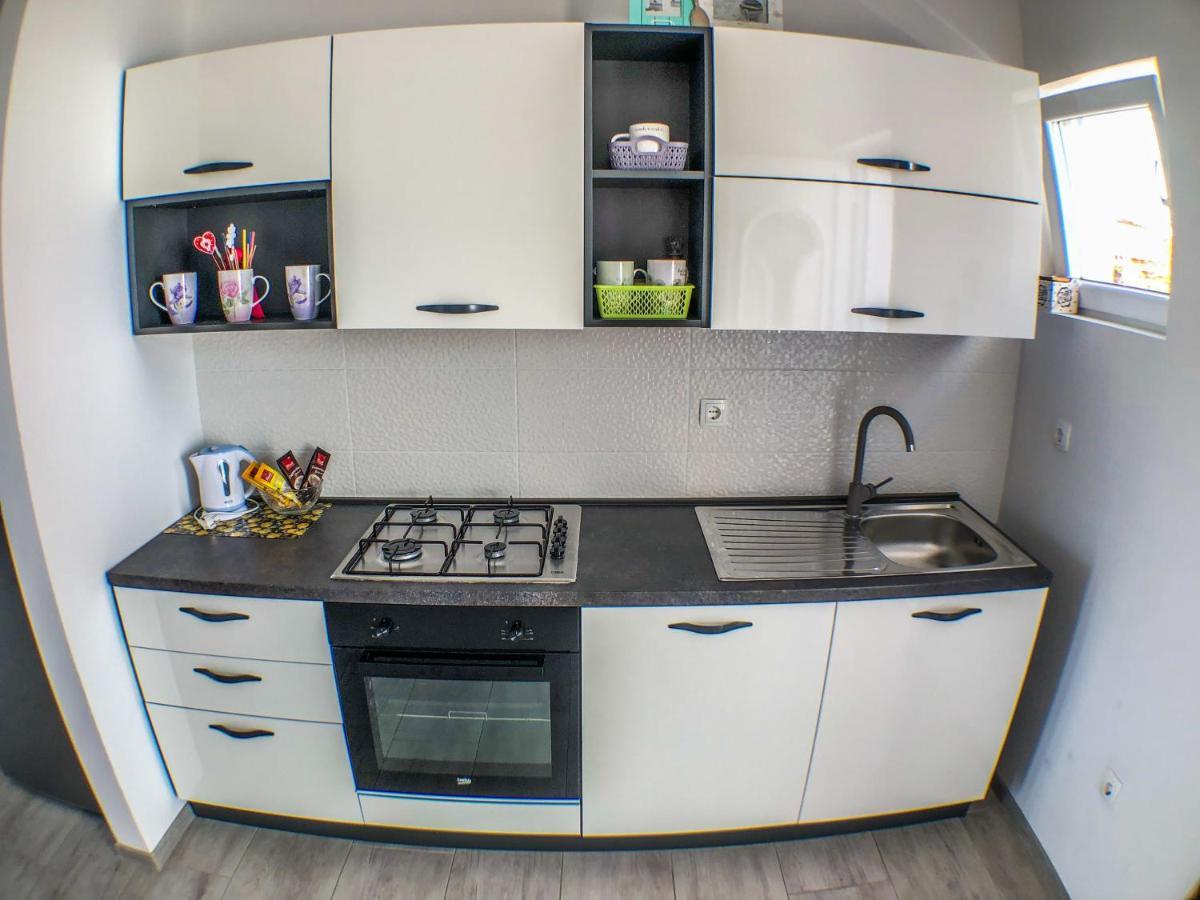 Apartments By The Sea Gradac, Makarska - 13181 Gradac  Luaran gambar