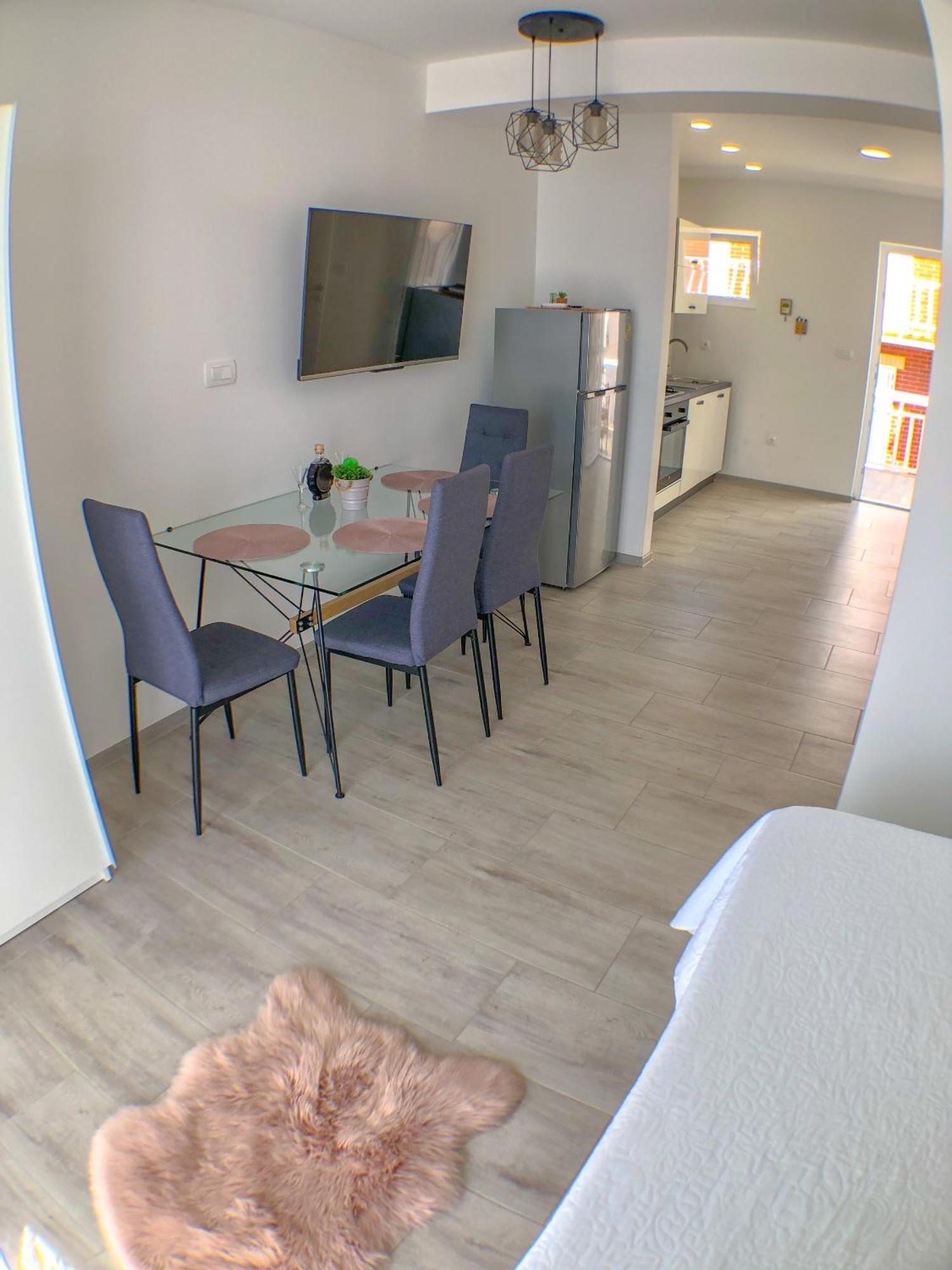 Apartments By The Sea Gradac, Makarska - 13181 Gradac  Bilik gambar