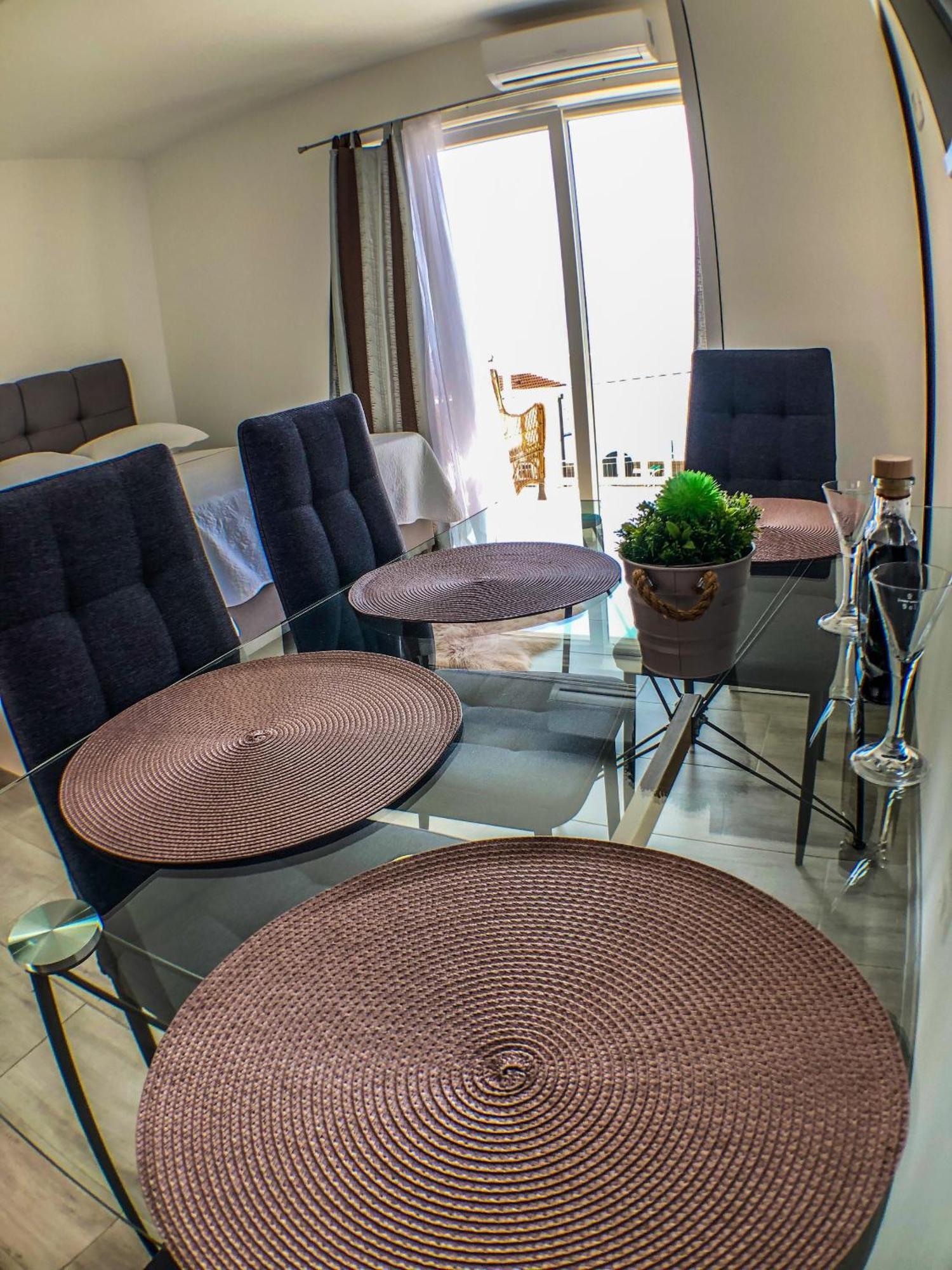 Apartments By The Sea Gradac, Makarska - 13181 Gradac  Bilik gambar